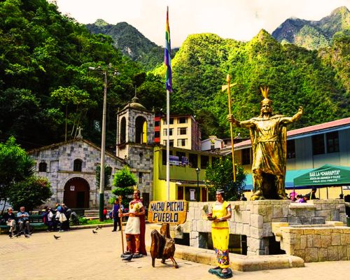  Aguas Calientes (Machu Picchu Pueblo)